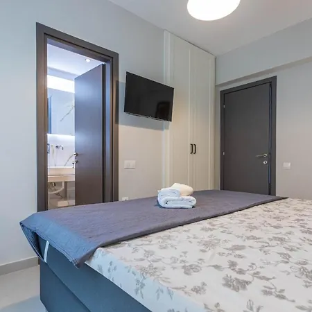 Georgias Apartments Nea Fokea Exterior photo