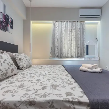 Georgias Apartments Nea Fokea Exterior photo