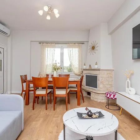 Georgias Apartments Nea Fokea Exterior photo